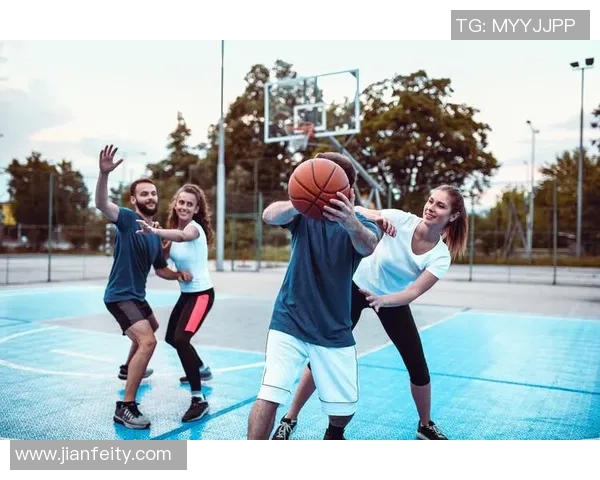 杨芳独家分享篮球心得与技巧助你提升球技的秘诀与经验